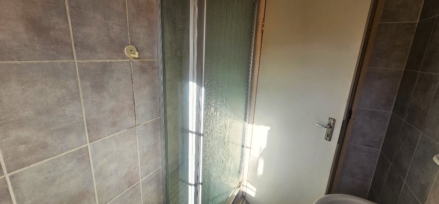 To Let 3 Bedroom Property for Rent in Waterval East North West